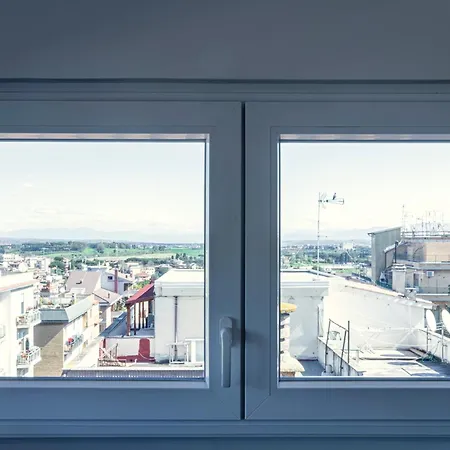 Isotta - Chic Flat With A Natural View Of Рим